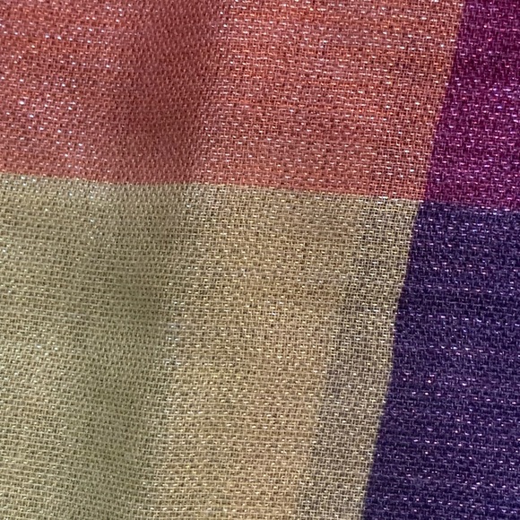 Multicolour large scarf with weekdays script - Picture 6 of 6